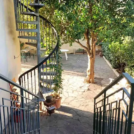 Oliano - A Casa Gio' 3*