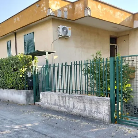 Alojamento de Acomodação e Pequeno-almoço Oliano - A Casa Gio' 3*